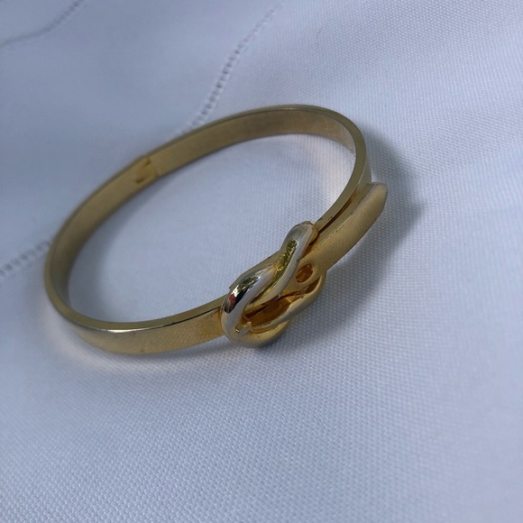 Vtg Goldtone Belt Buckle Bangle - Picture 1 of 11
